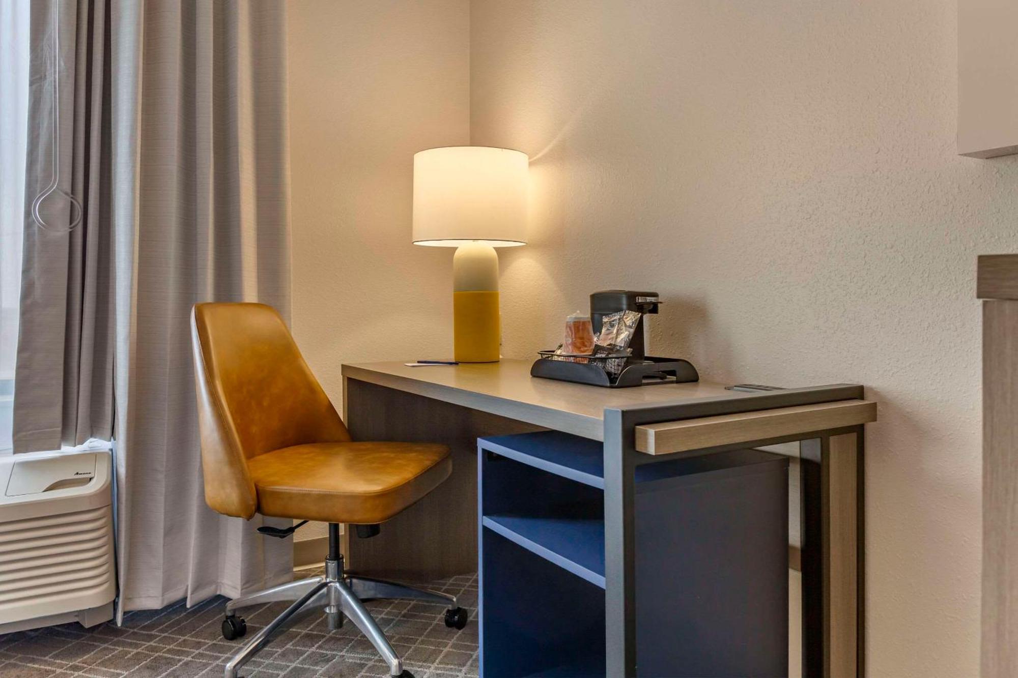 Comfort Inn & Suites Rapid City Near Mt Rushmore Εξωτερικό φωτογραφία