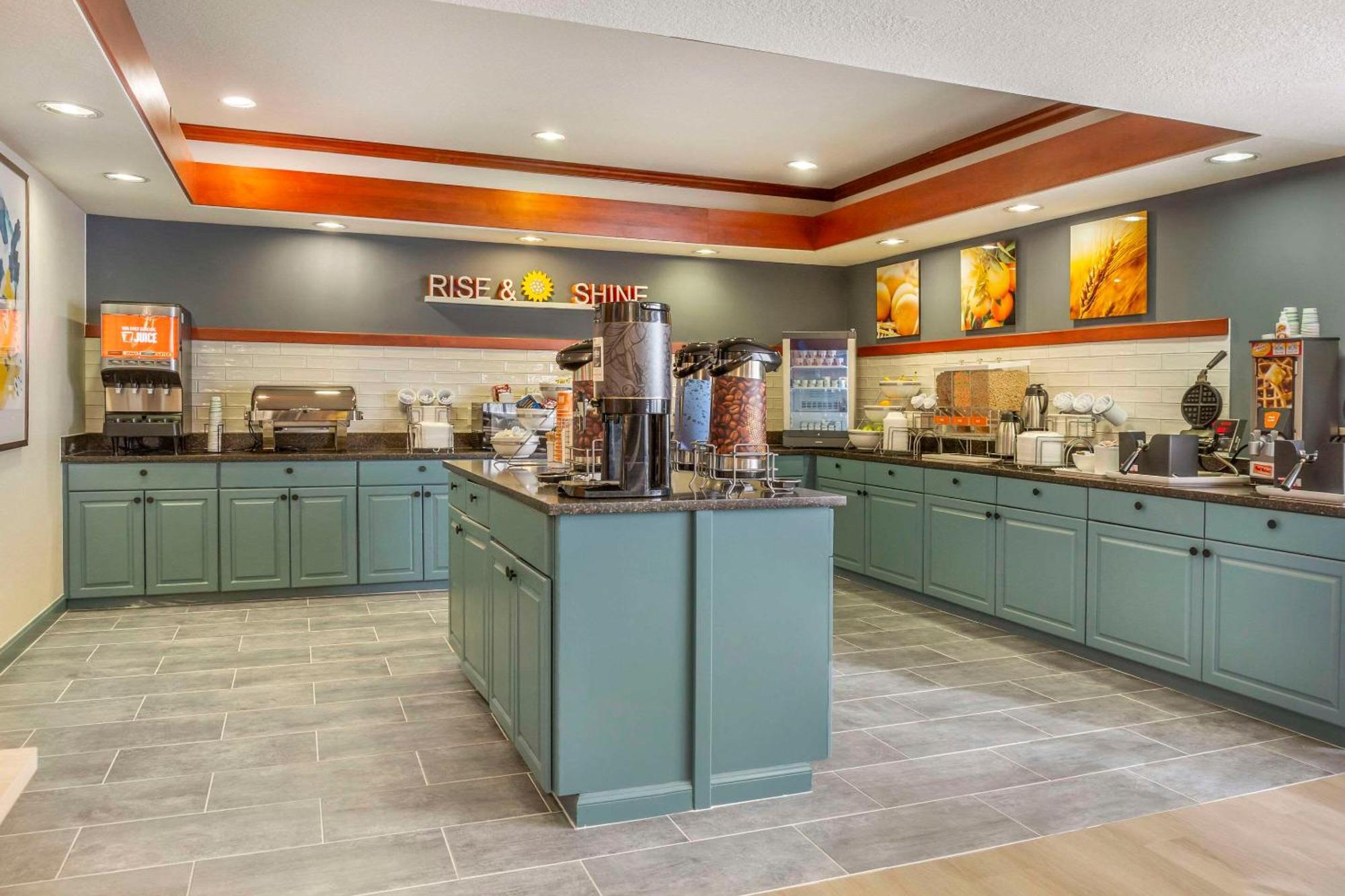 Comfort Inn & Suites Rapid City Near Mt Rushmore Εξωτερικό φωτογραφία