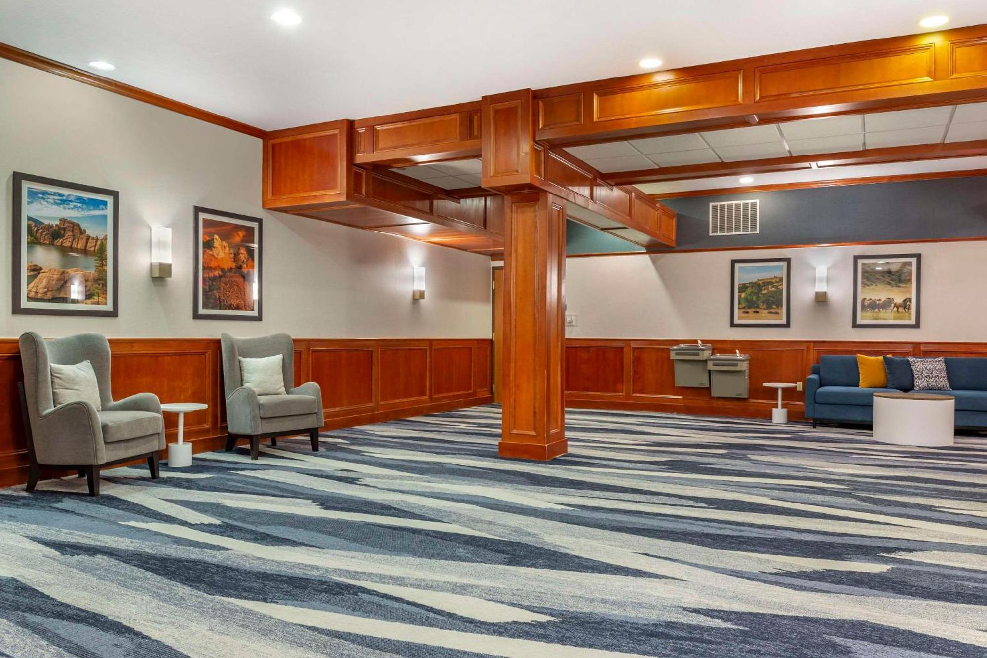Comfort Inn & Suites Rapid City Near Mt Rushmore Εξωτερικό φωτογραφία