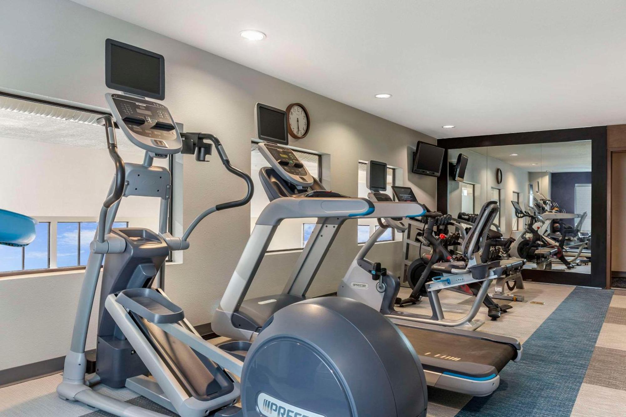 Comfort Inn & Suites Rapid City Near Mt Rushmore Εξωτερικό φωτογραφία