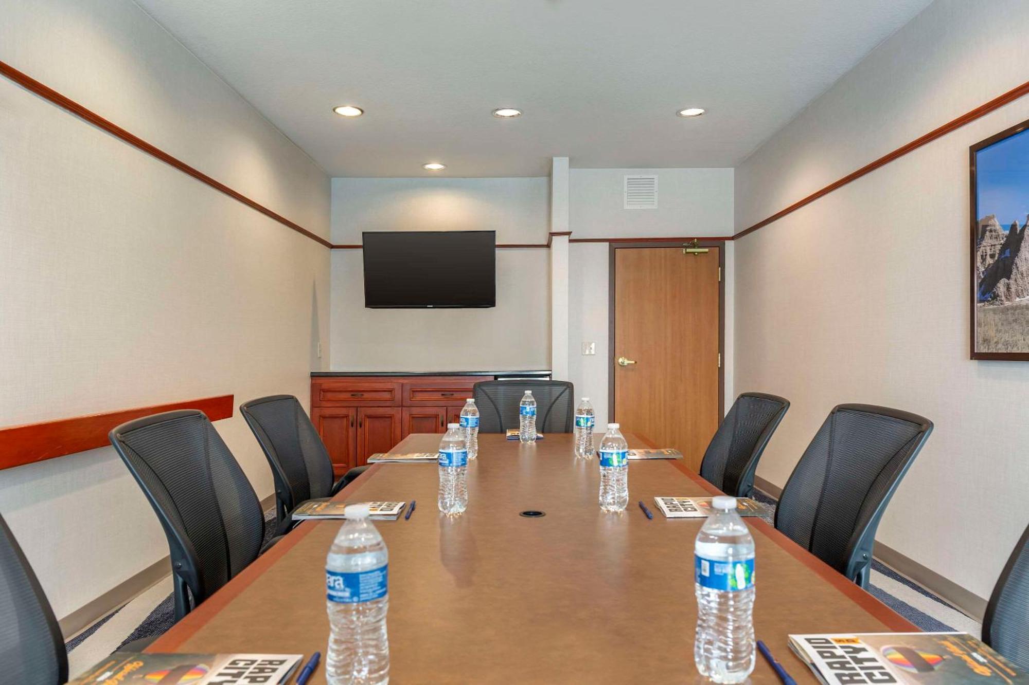 Comfort Inn & Suites Rapid City Near Mt Rushmore Εξωτερικό φωτογραφία